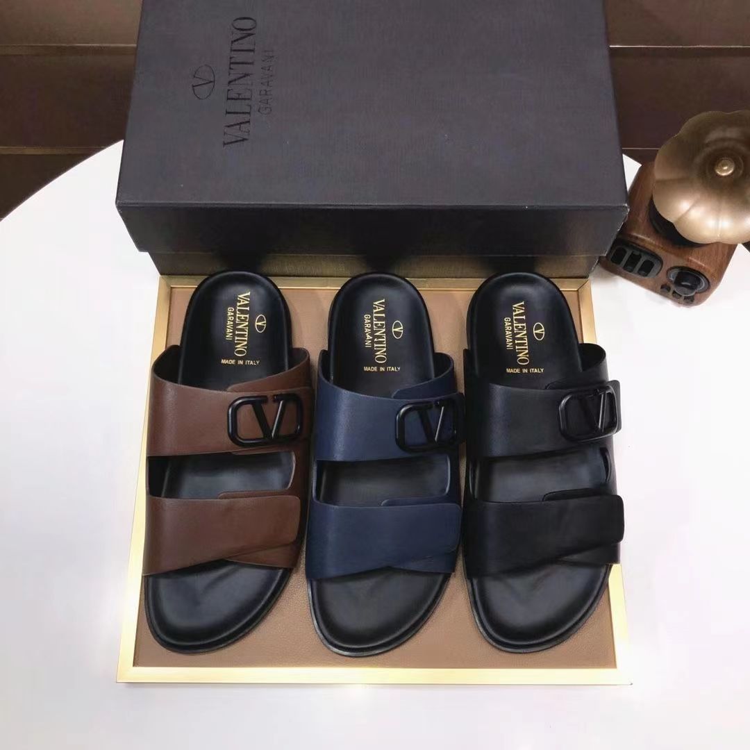 $83-XYH-925 Valentino gallery