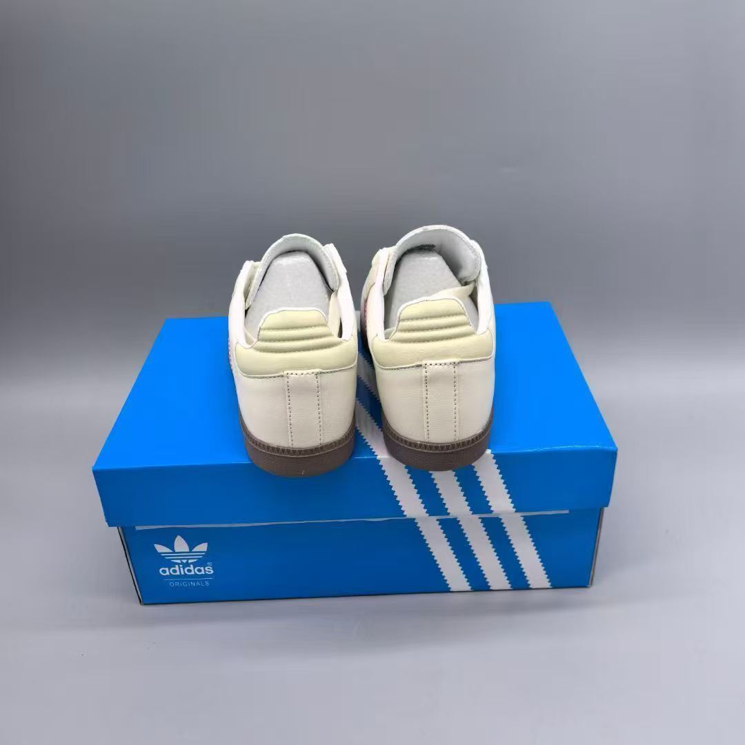 HO1277     ADIDAS_$50.99 gallery