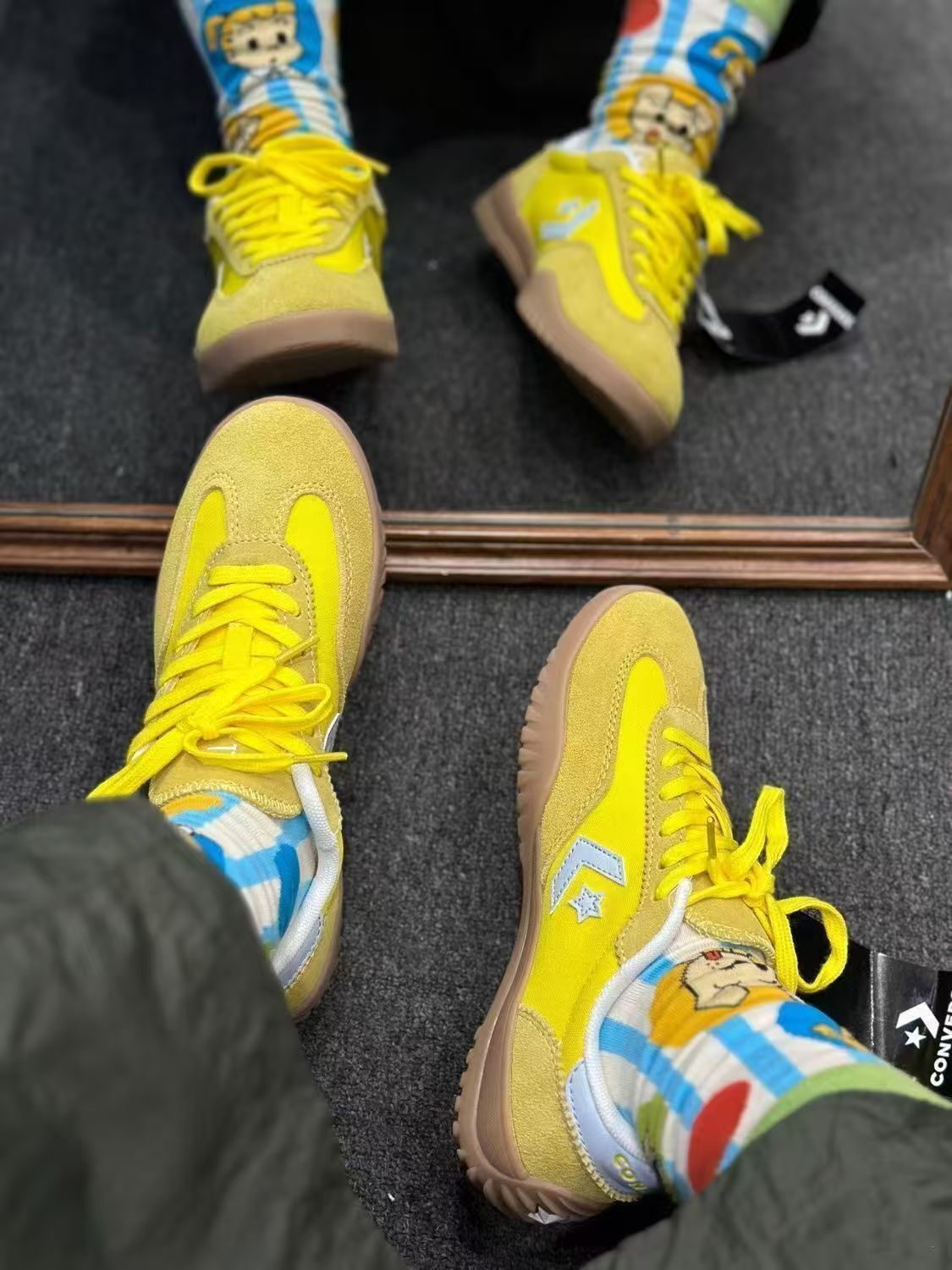 HO1280     Converse_$52.99 gallery