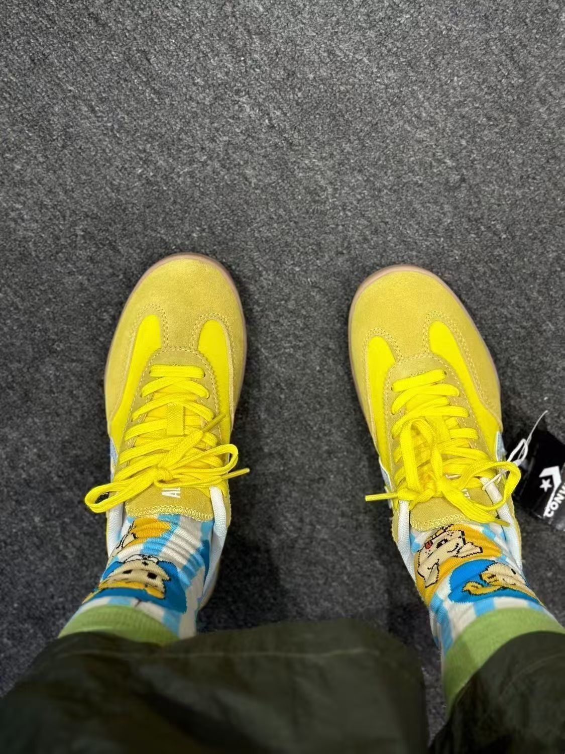 HO1280     Converse_$52.99 gallery