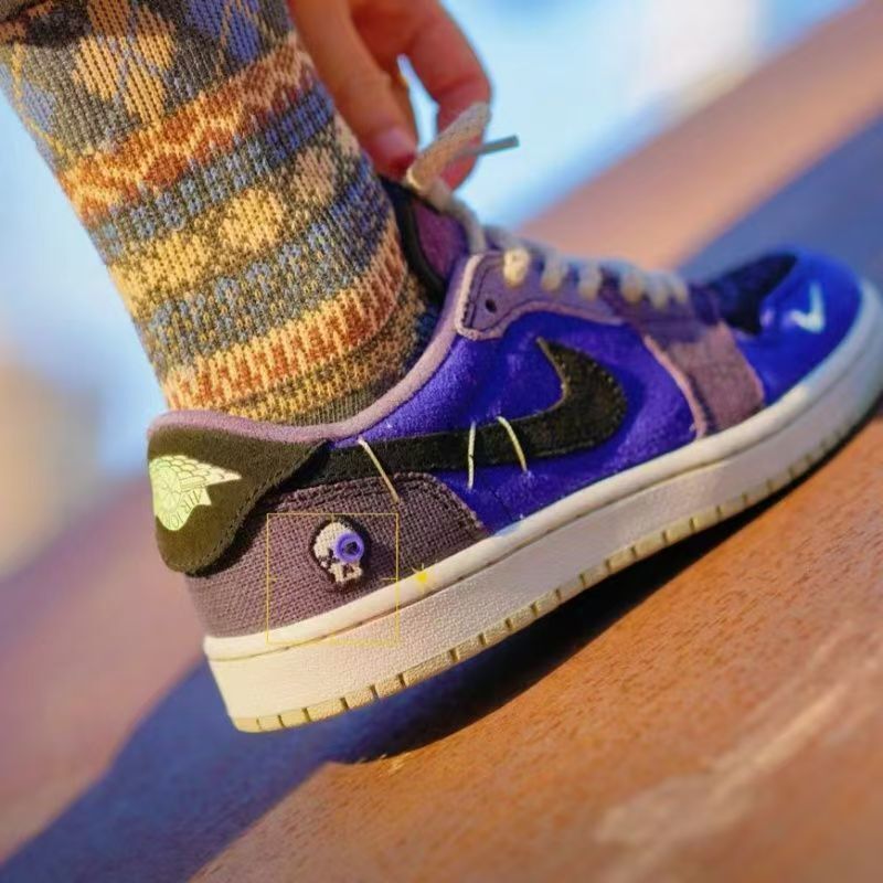 HO1291   NIKE_$79.99     AJ1 gallery