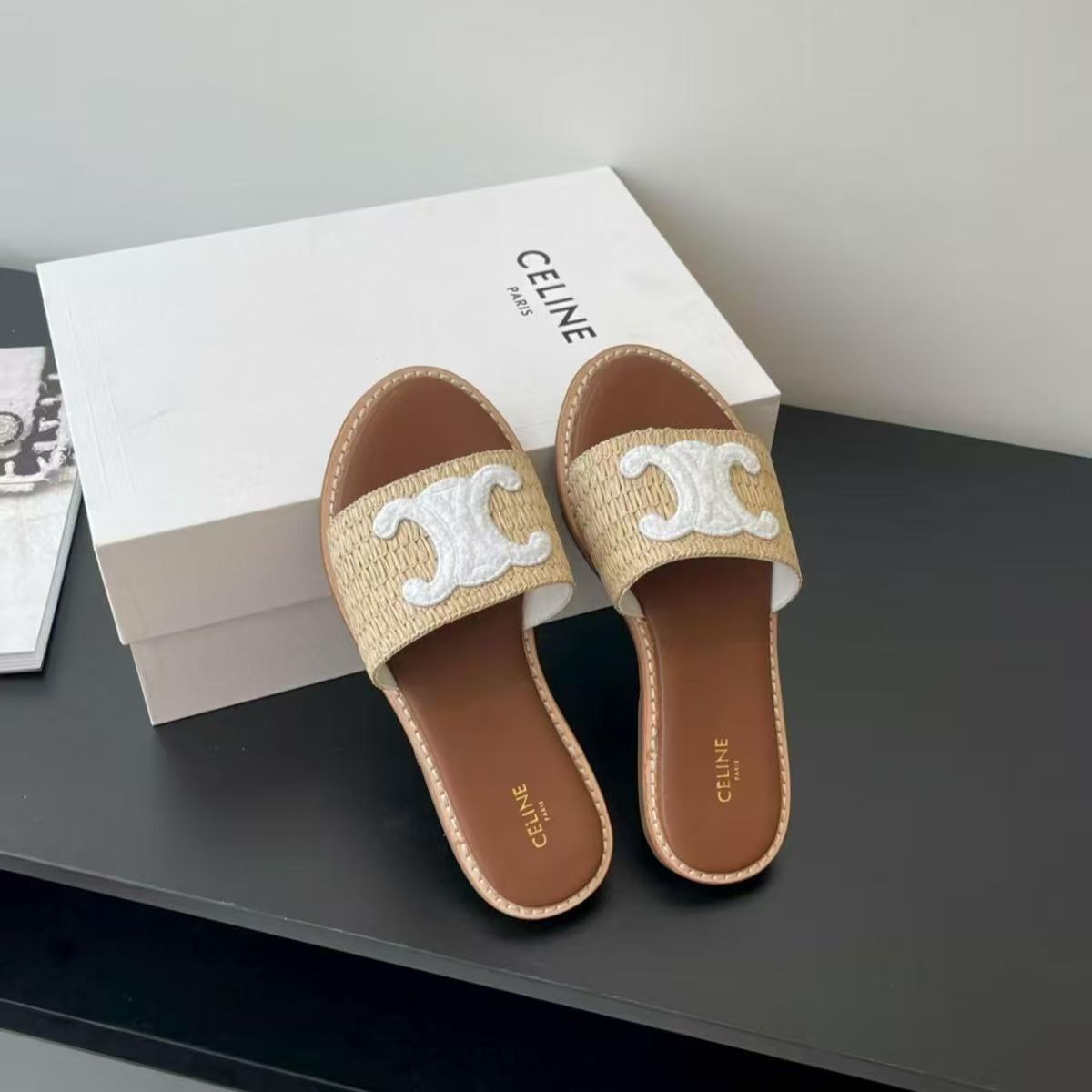 HO1312    CELINE_$52.99 gallery