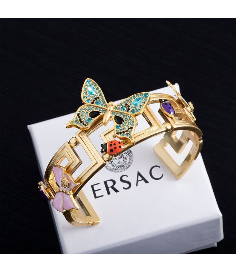 HO1314     Versace  _43.99$ gallery