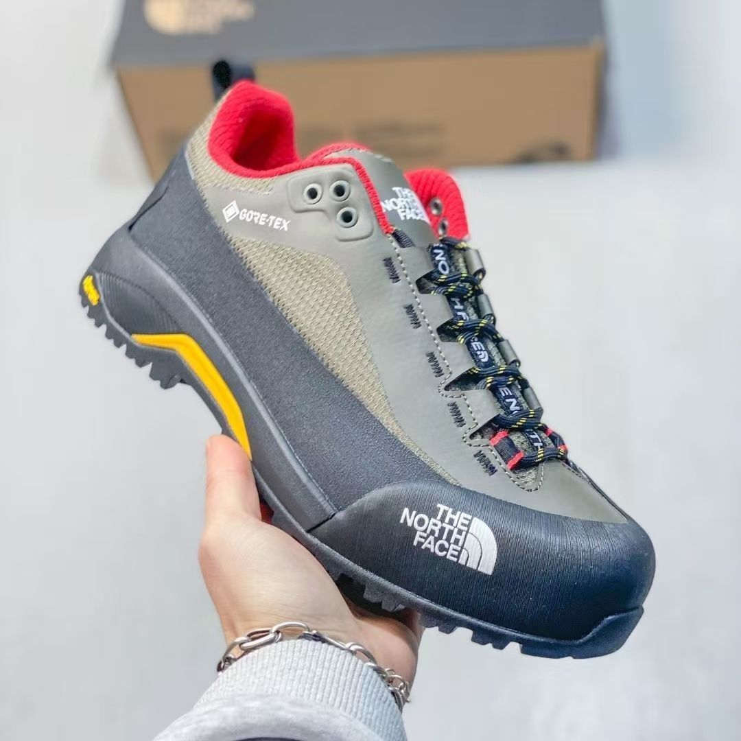 HO1318    NORTH FACE_$75 gallery