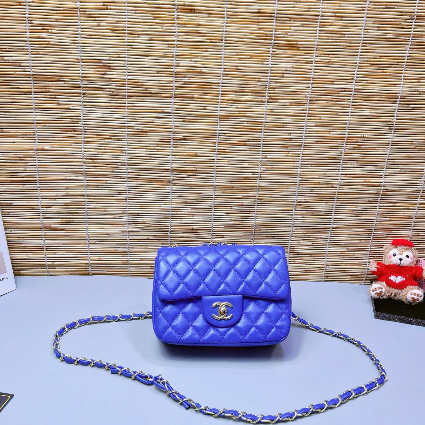 HO563   Chanel_$72 gallery