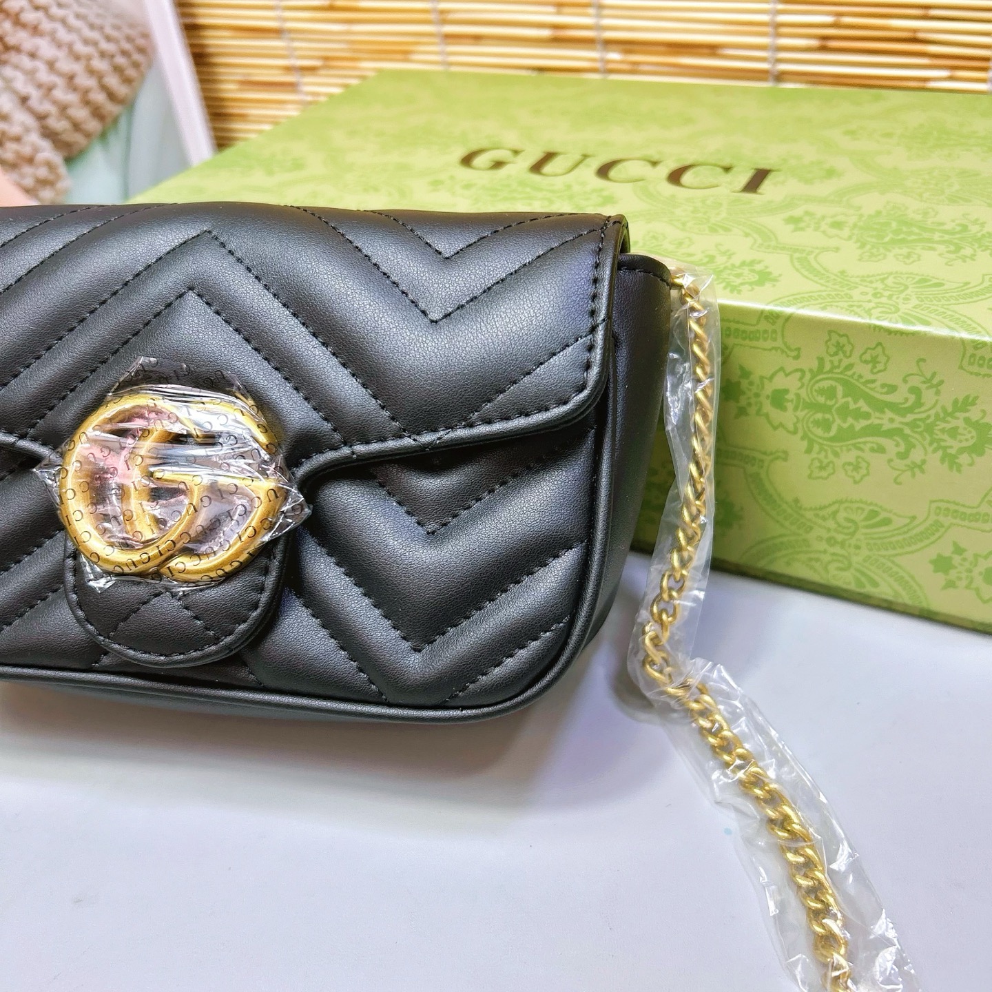 HO649    Gucci_$51.55 gallery