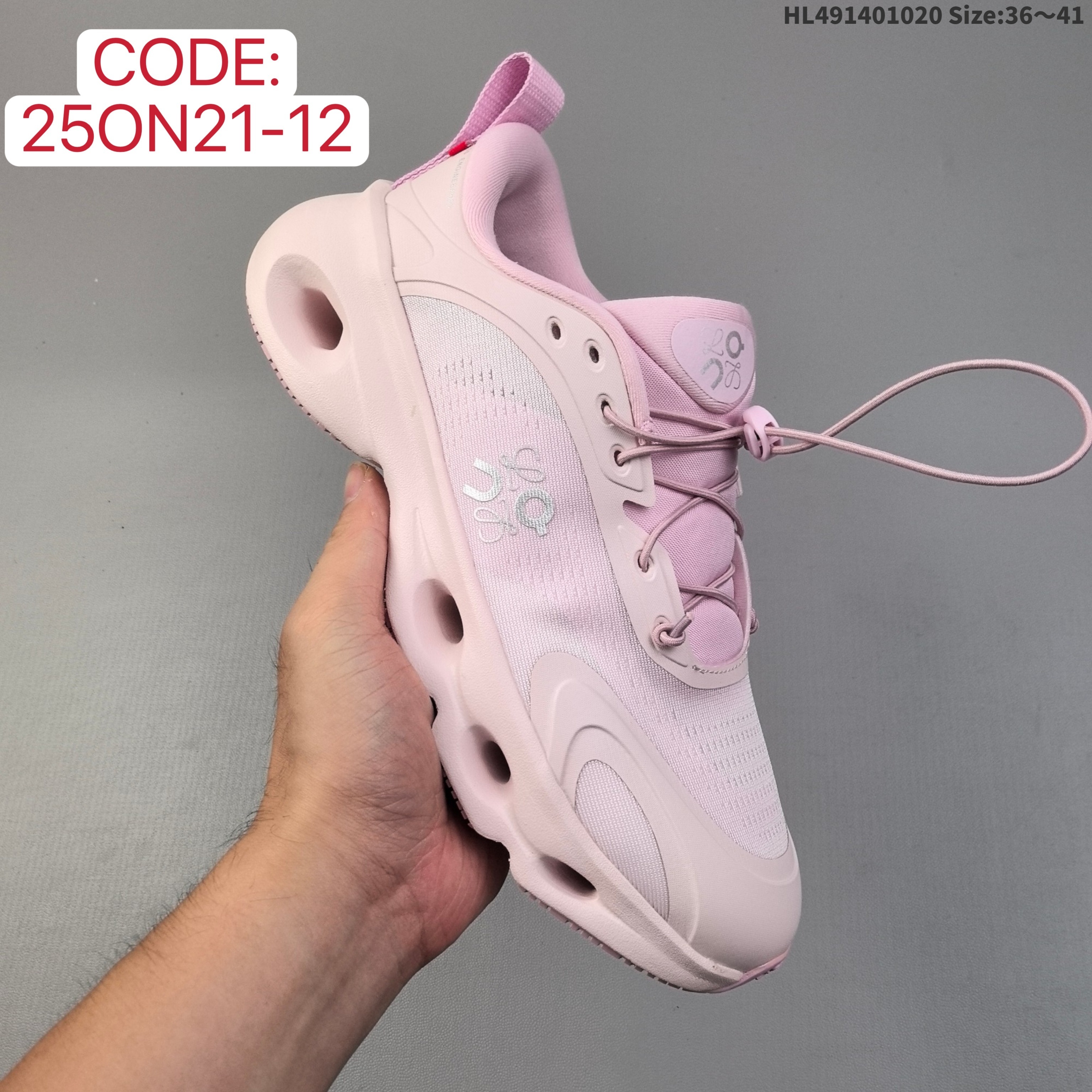 SS7600-Loewe x On Cloudtilt  64.99$ gallery