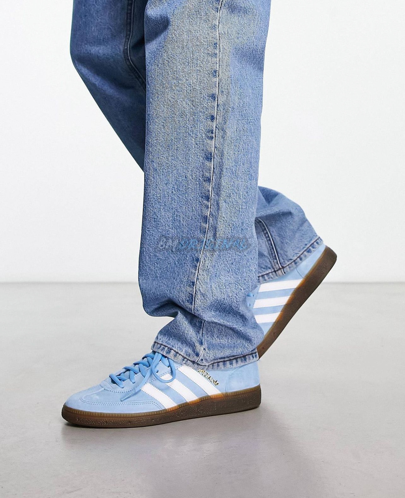 SS7602-Adidas Spezial shoes  49.99$ gallery