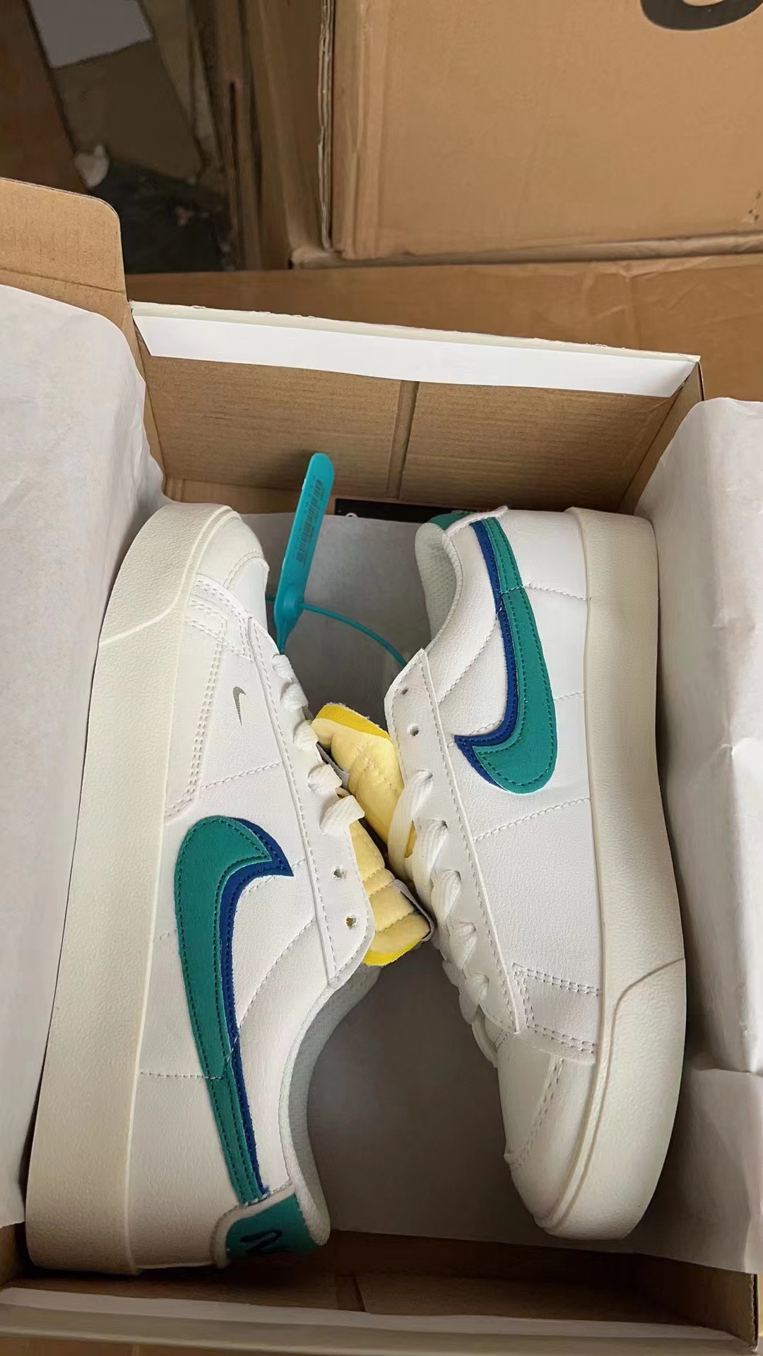 AN2764 NK 28.99$ gallery