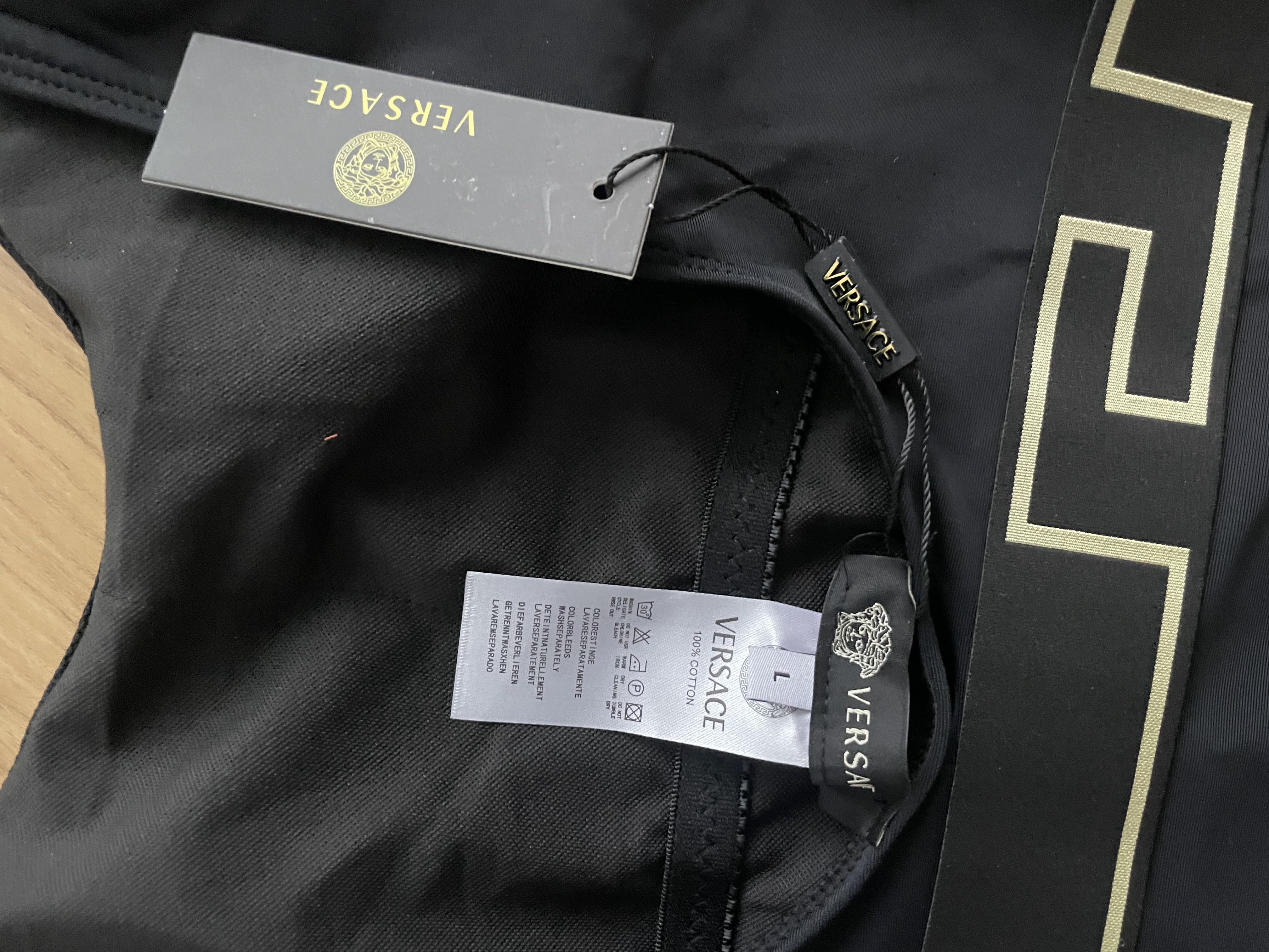 AN4691 VERSACE 27.99$ gallery