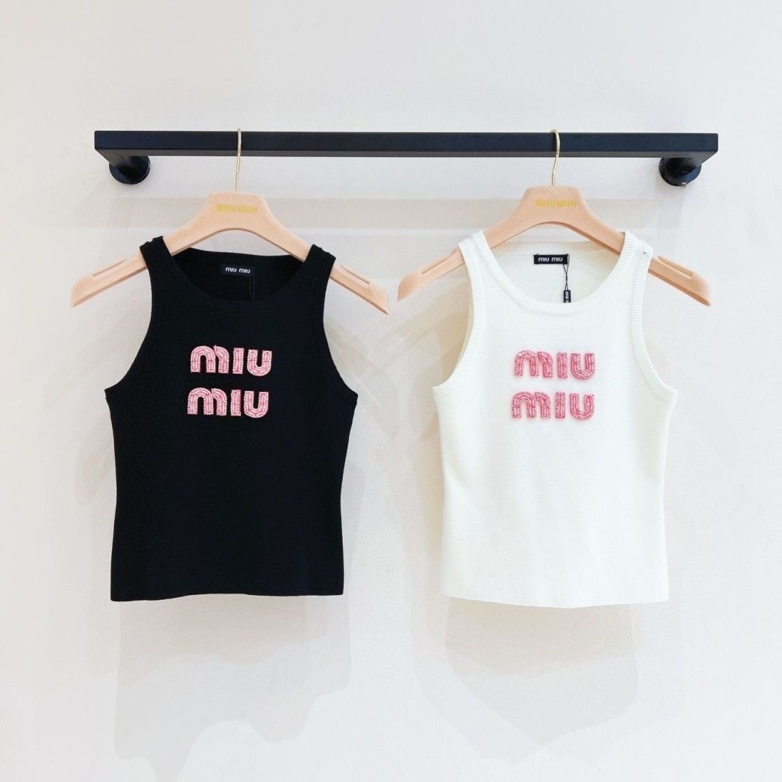 AN4912 MIUMIU 38.99$ gallery