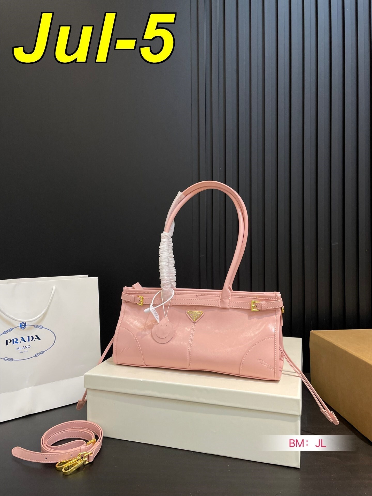 AN5342  PRADA 79.99$ gallery
