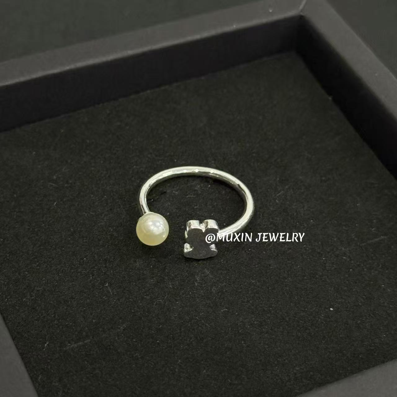 AN5589 TOUS  29.99$ gallery