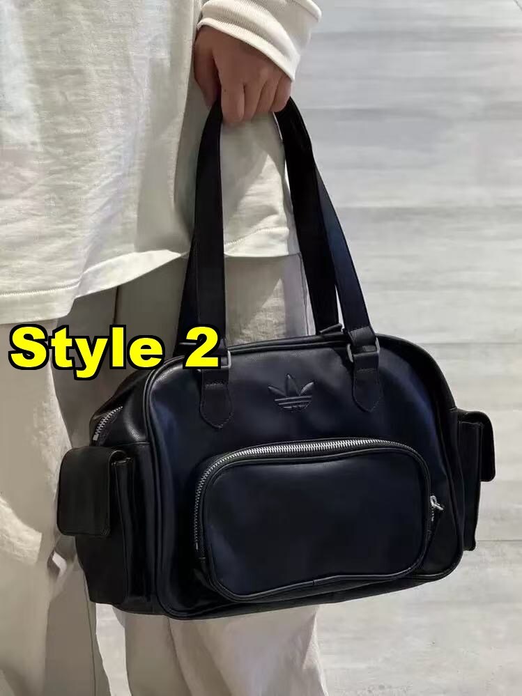 AN5591 adidas  36.99$  119.99 gallery