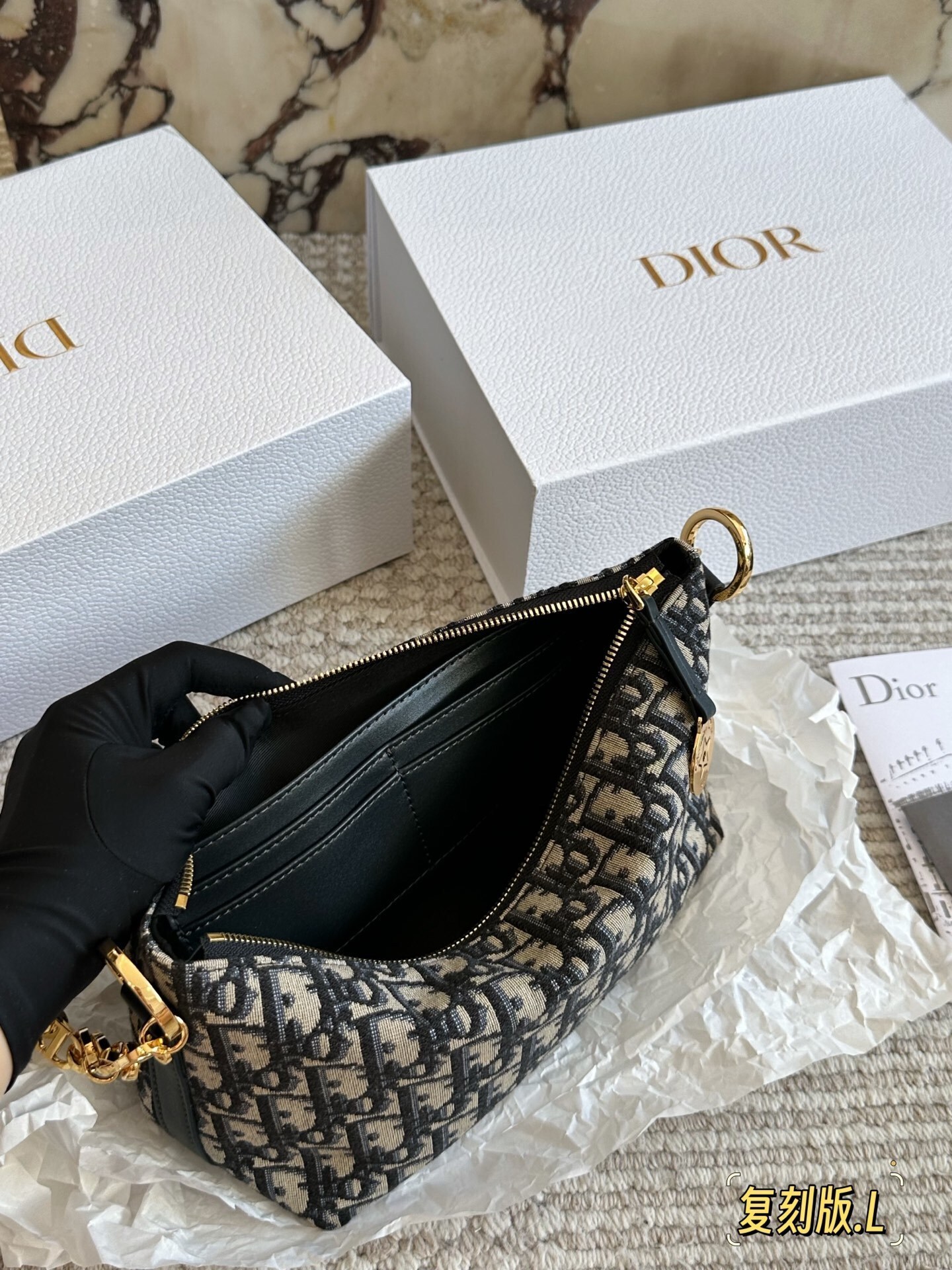 AN6011  DIOR  59.99$ gallery