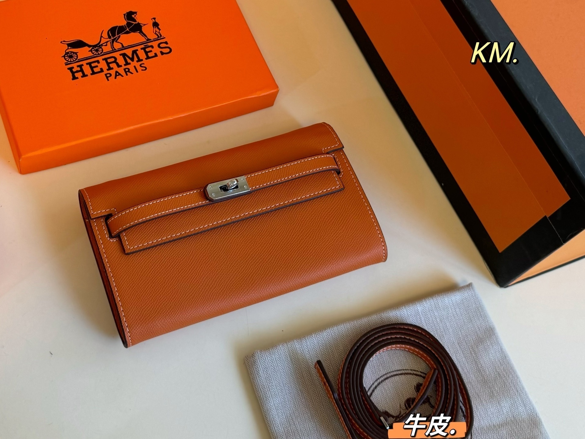 AN6012  HERMES   59.99$ gallery