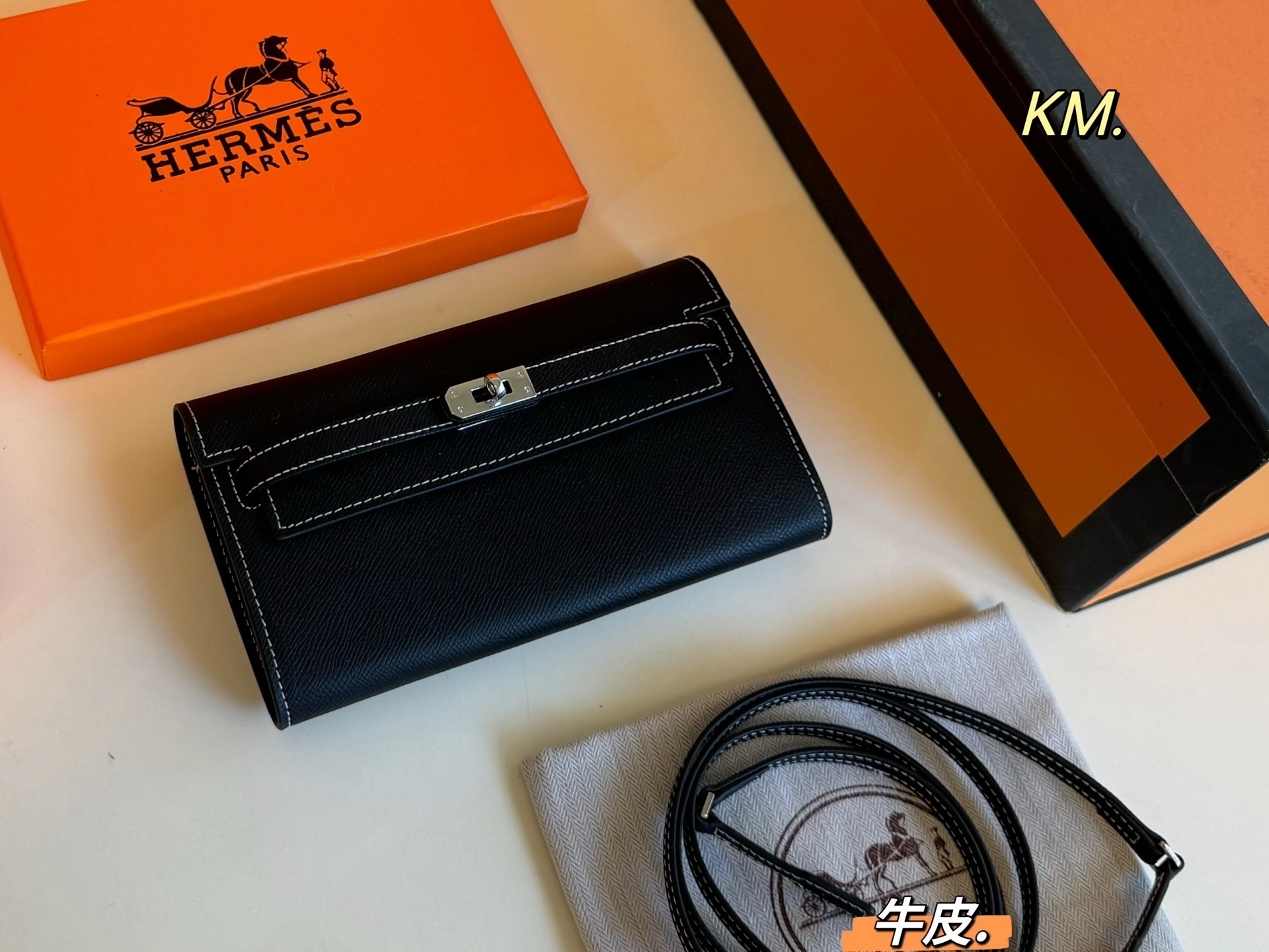 AN6012  HERMES   59.99$ gallery