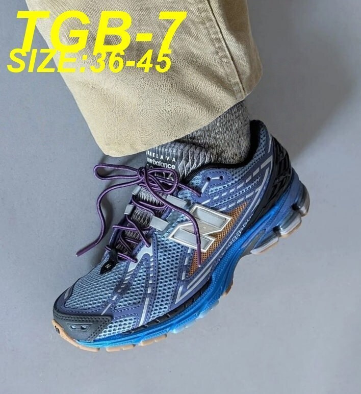 AN6017 New Balance Shoes with a box  65.99$ gallery