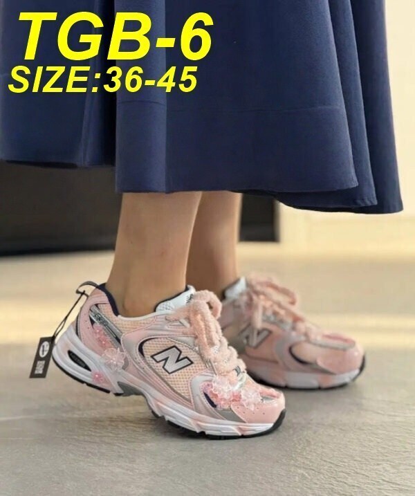 AN6017 New Balance Shoes with a box  65.99$ gallery