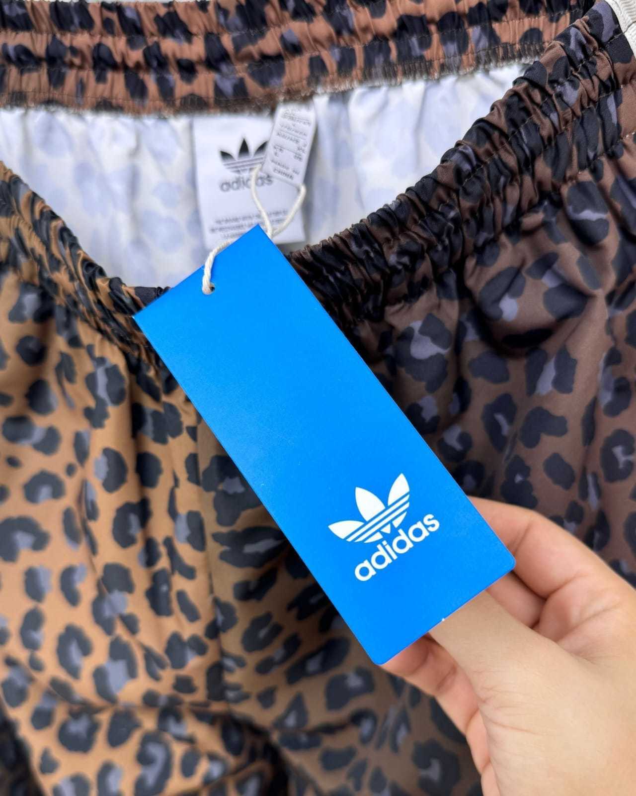 AN6024  adidas 46.99$ gallery