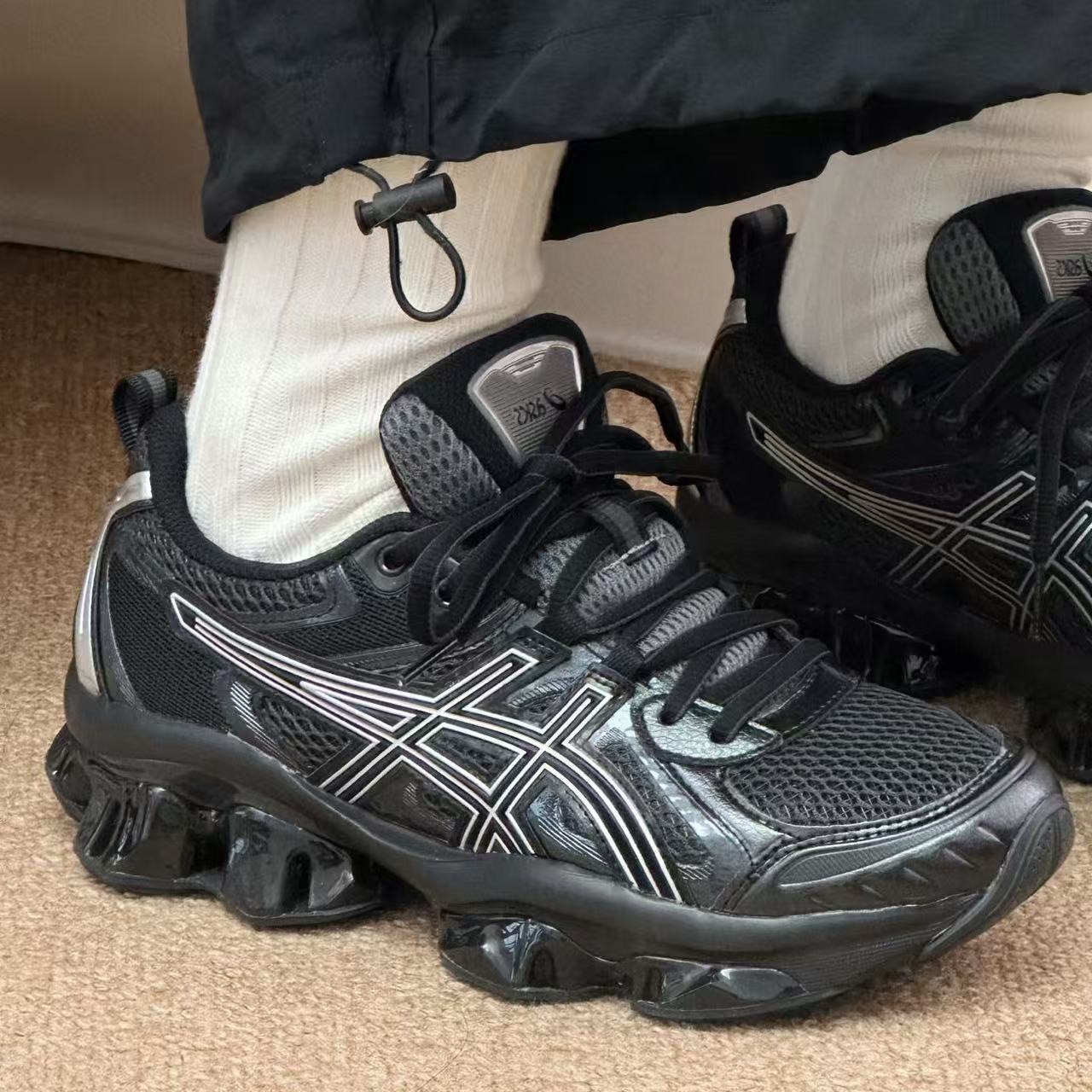 AN6047  ASICS 59.99$ gallery