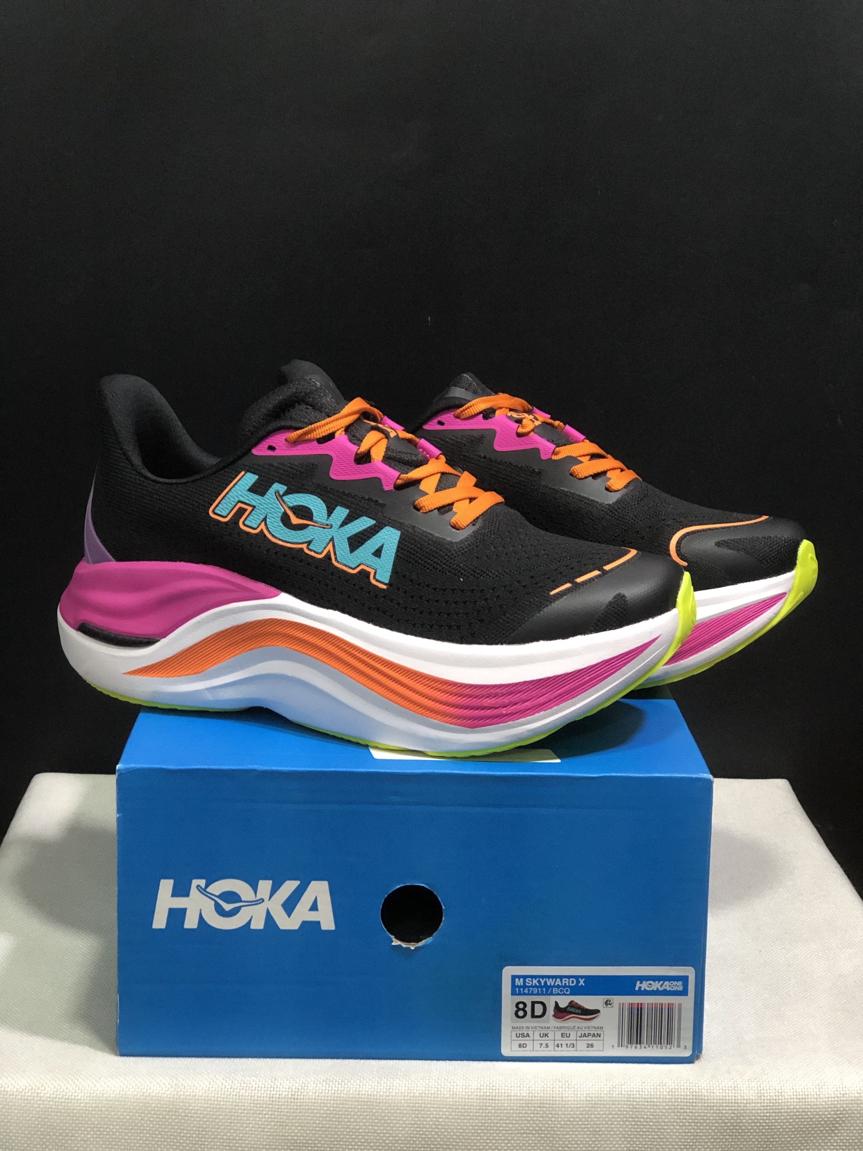 AN6049  HOKA  55.99$ gallery