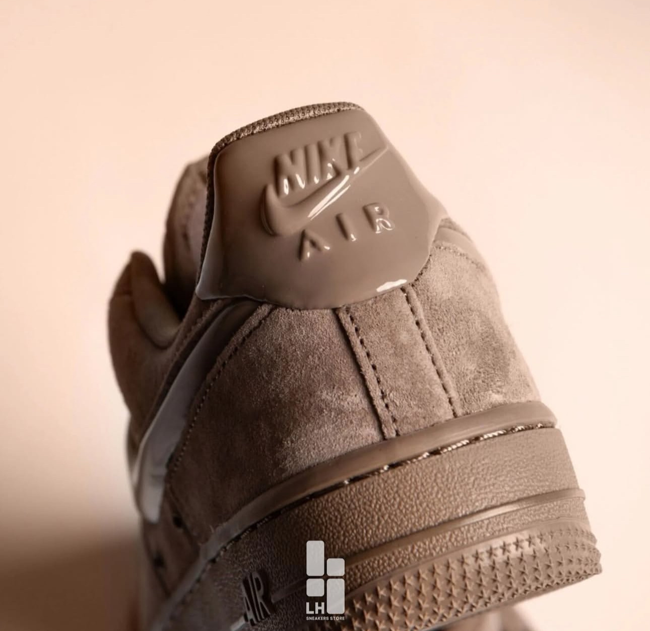 AN6054 G5D2 Nike Air Force1 07 low 59.9$ gallery