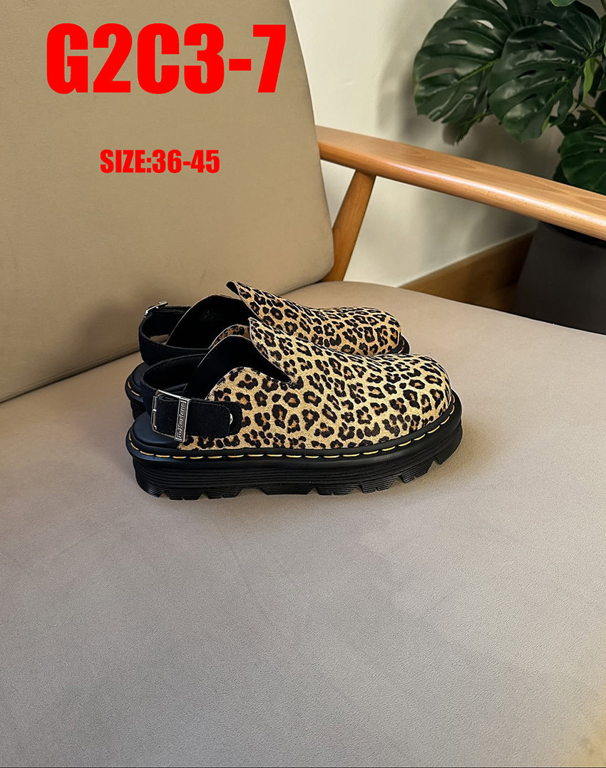 AN6064  G2C3 Dr.Martens Zebzag 67.99$ gallery