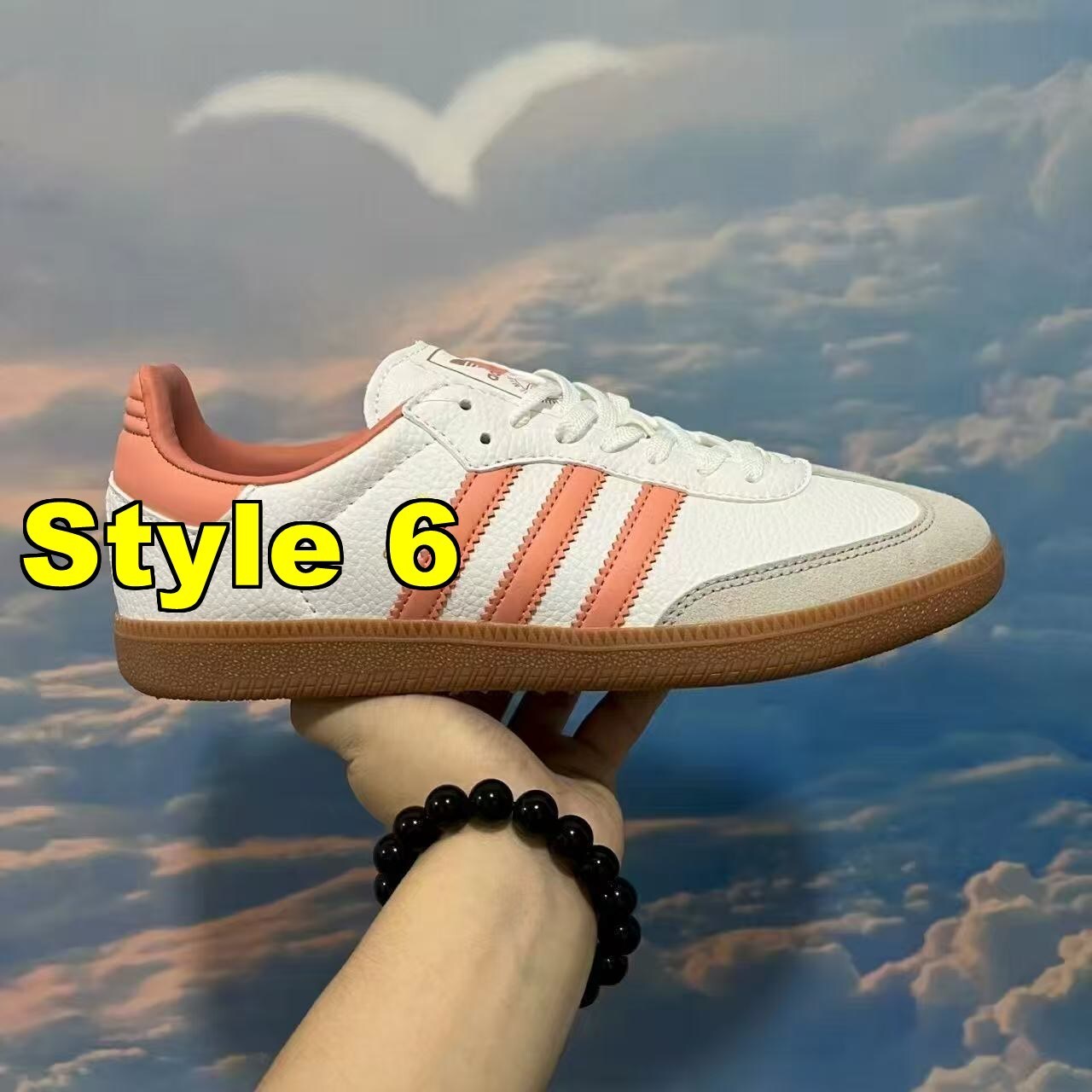 AN6067  adidas  49.99$ gallery