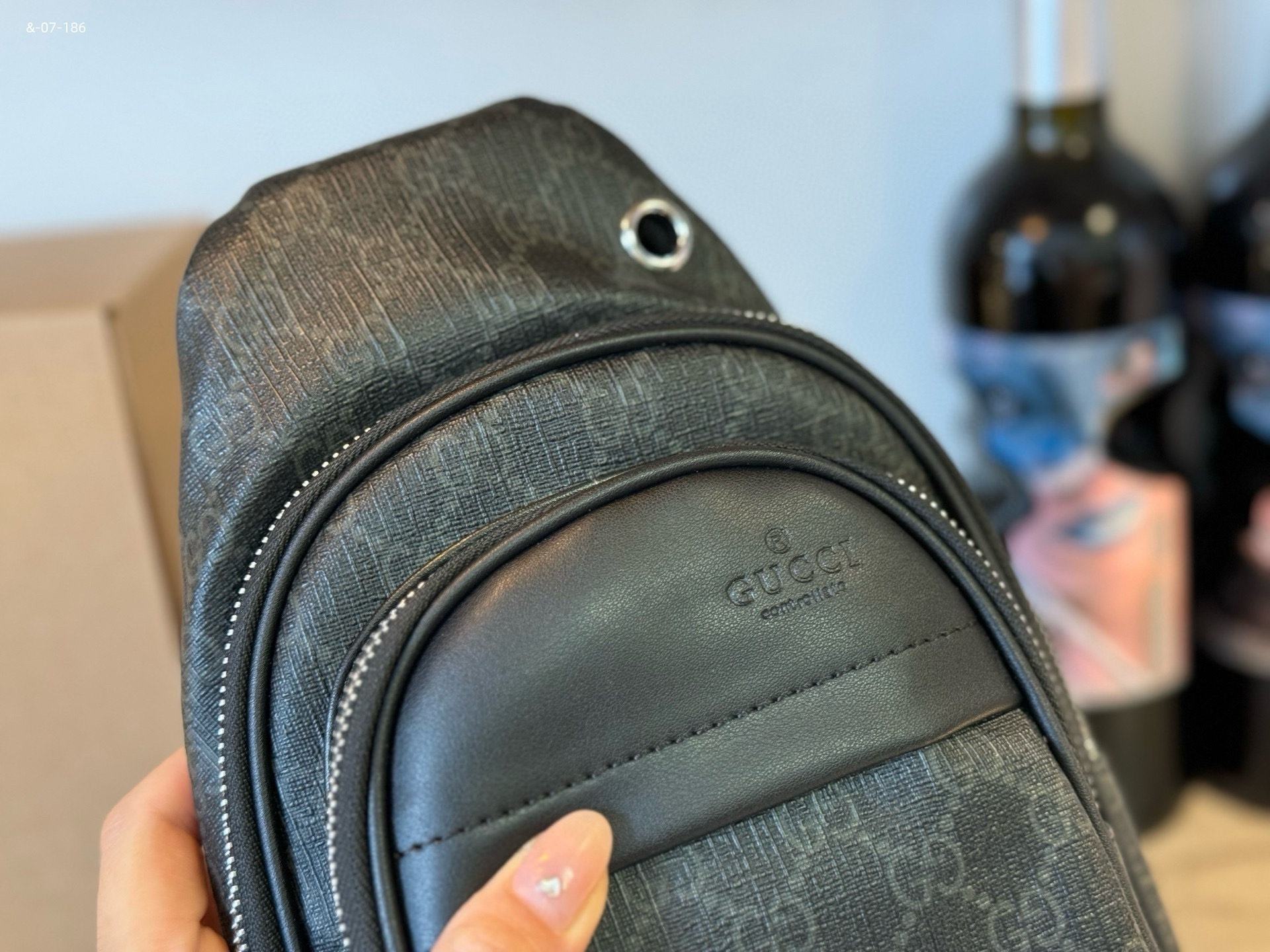 AN6069  GUCCI   59.99$ gallery