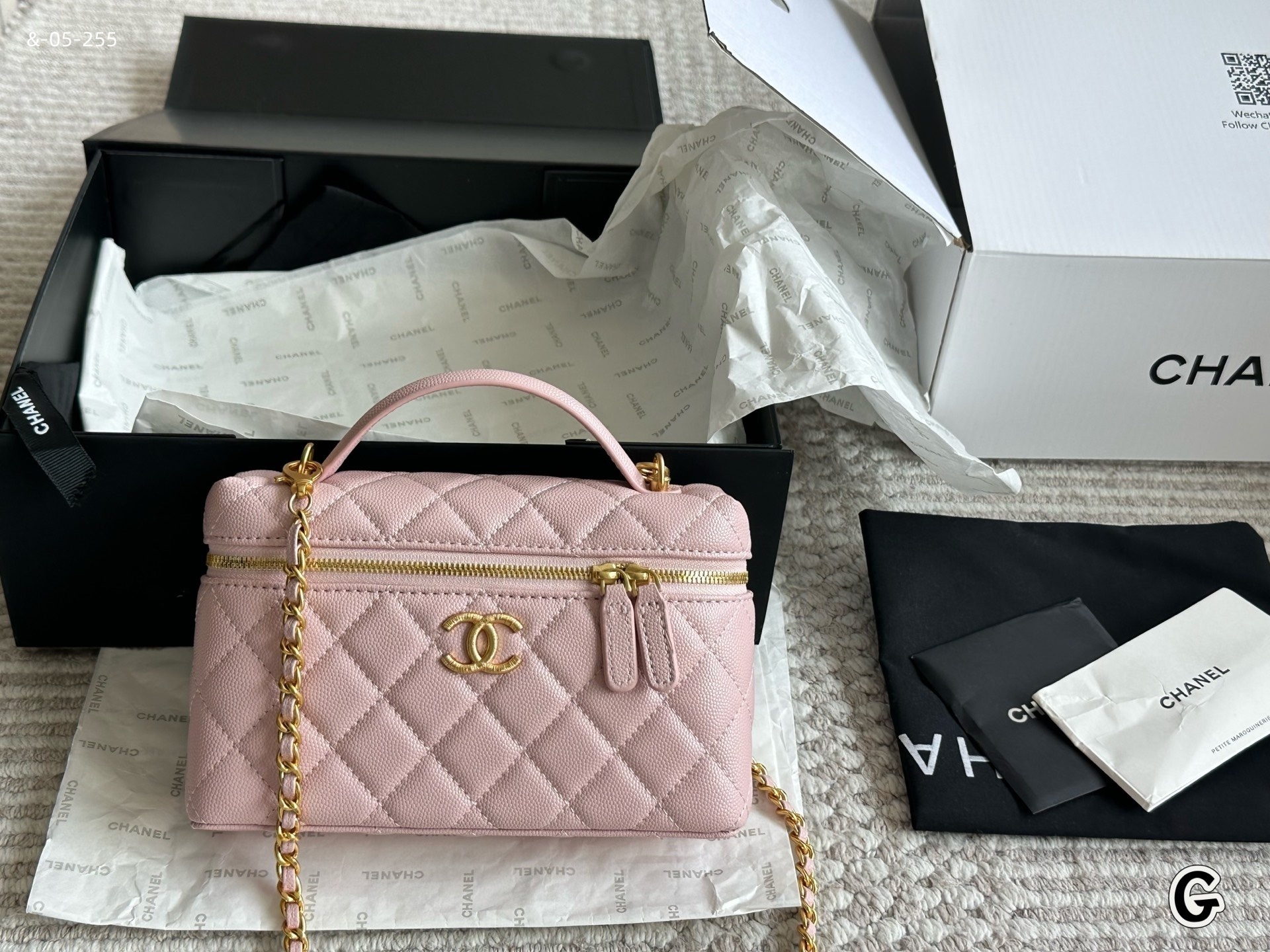 AN6072 CHANEL  69.99$ gallery