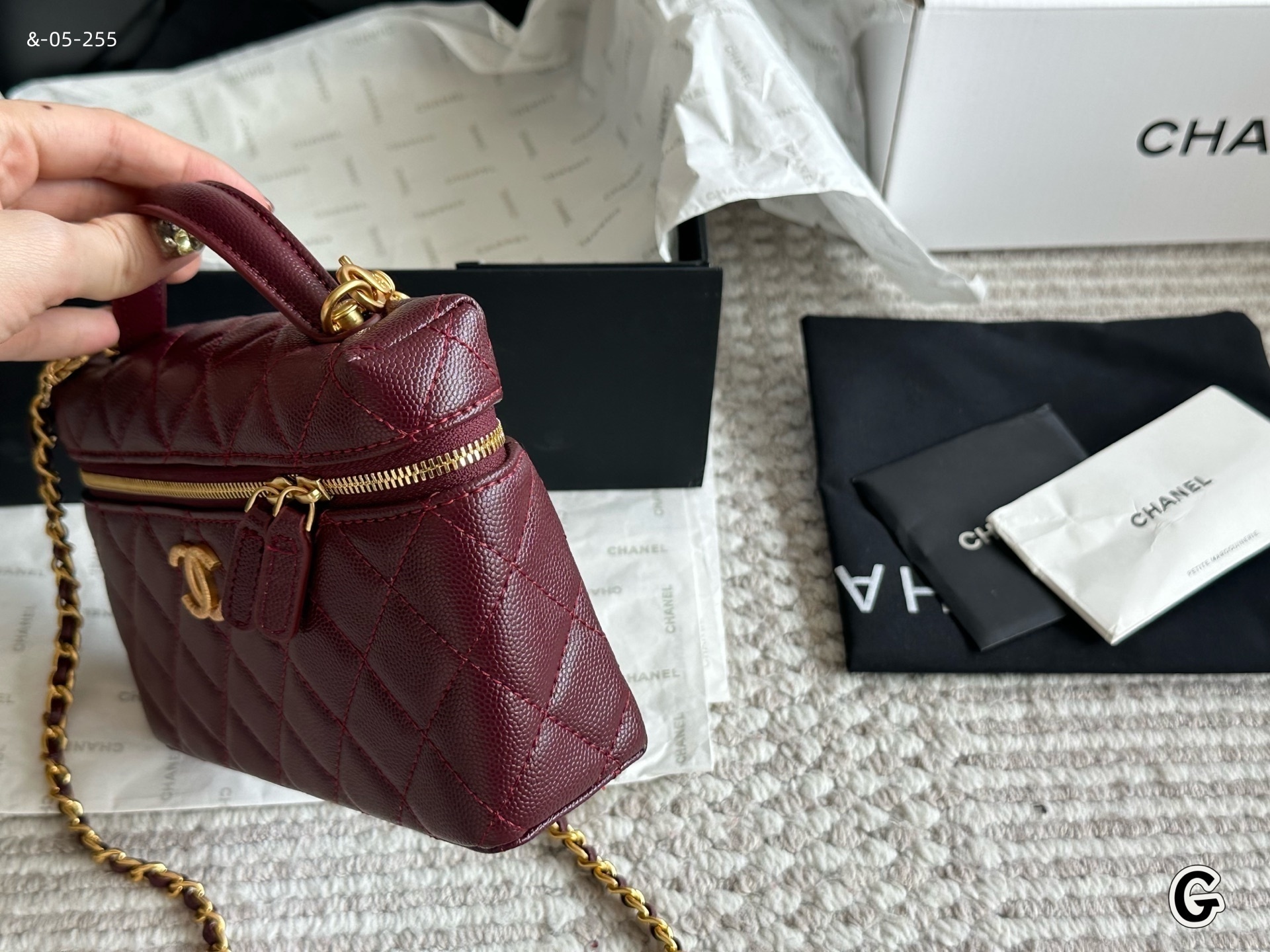 AN6072 CHANEL  69.99$ gallery