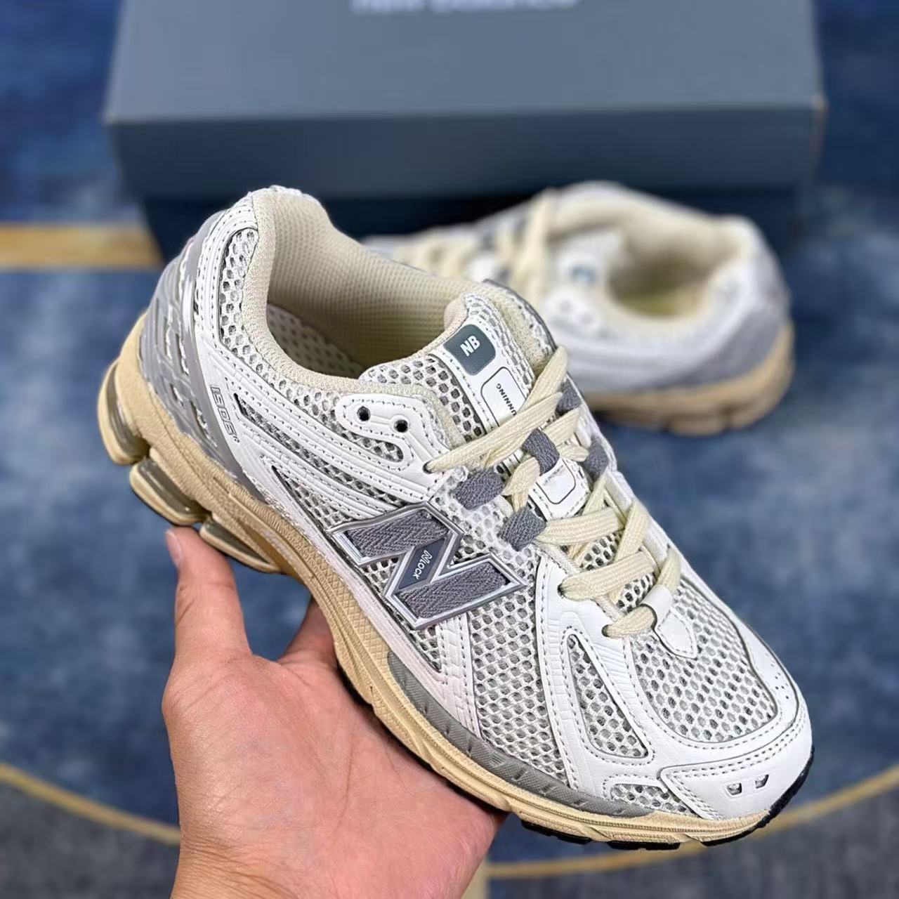 AN6077  NB NEWS  65.99$ gallery