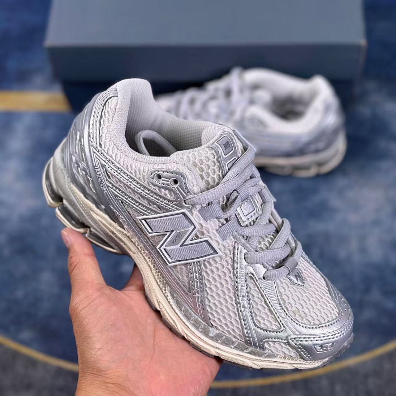 AN6077  NB NEWS  65.99$ gallery