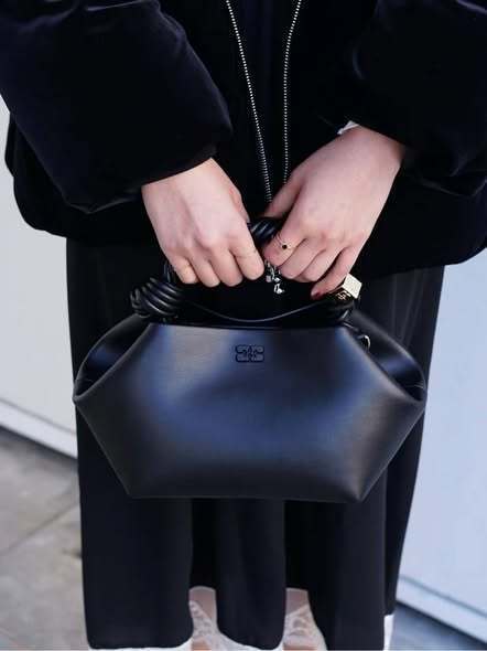 AN6078   GANNI   85$ gallery