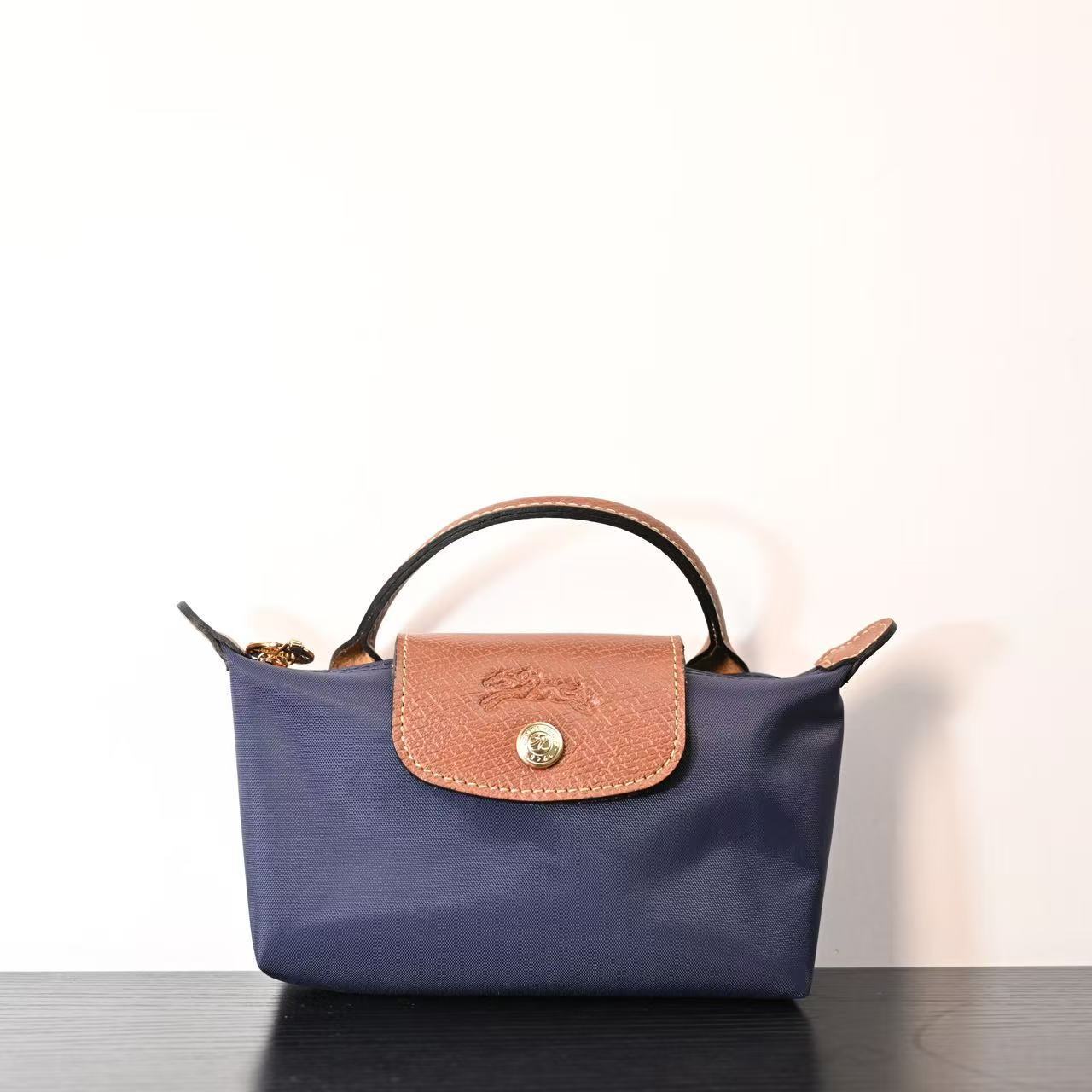 AN6083 long 49.99$ gallery