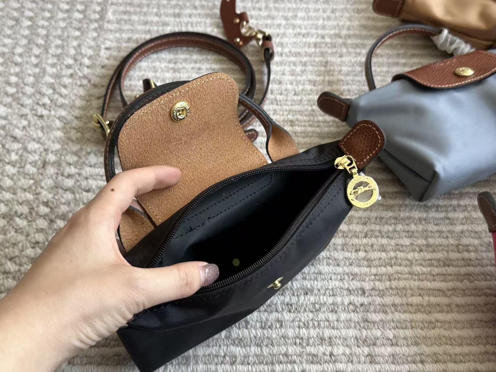 AN6083 long 49.99$ gallery