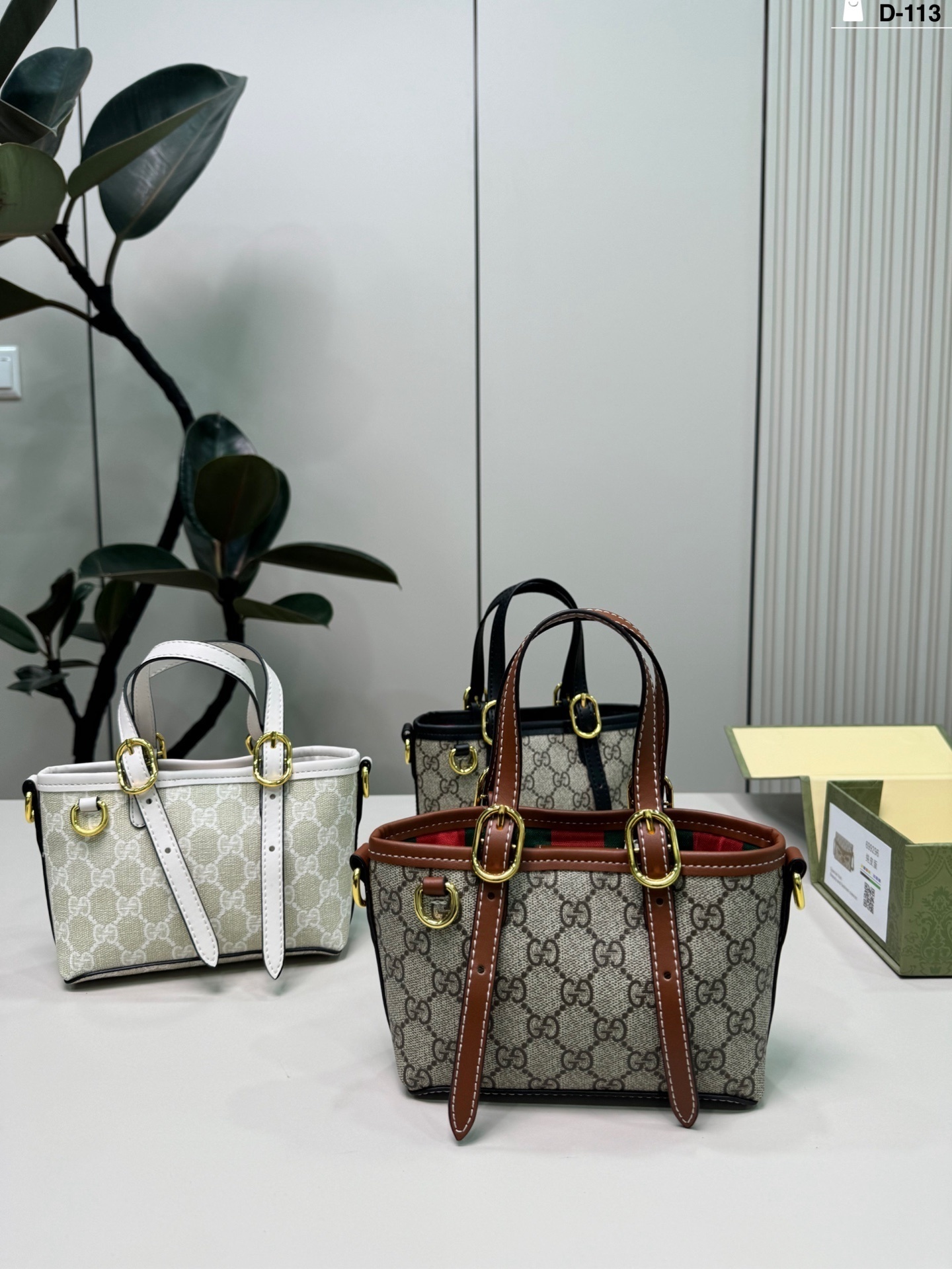 AN6084  GUCCI  68.99$ gallery