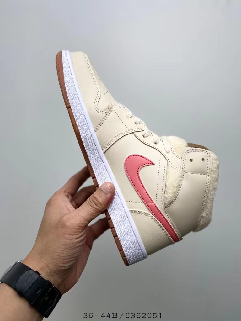 Jul318 $49.99 AJ1 Mid gallery