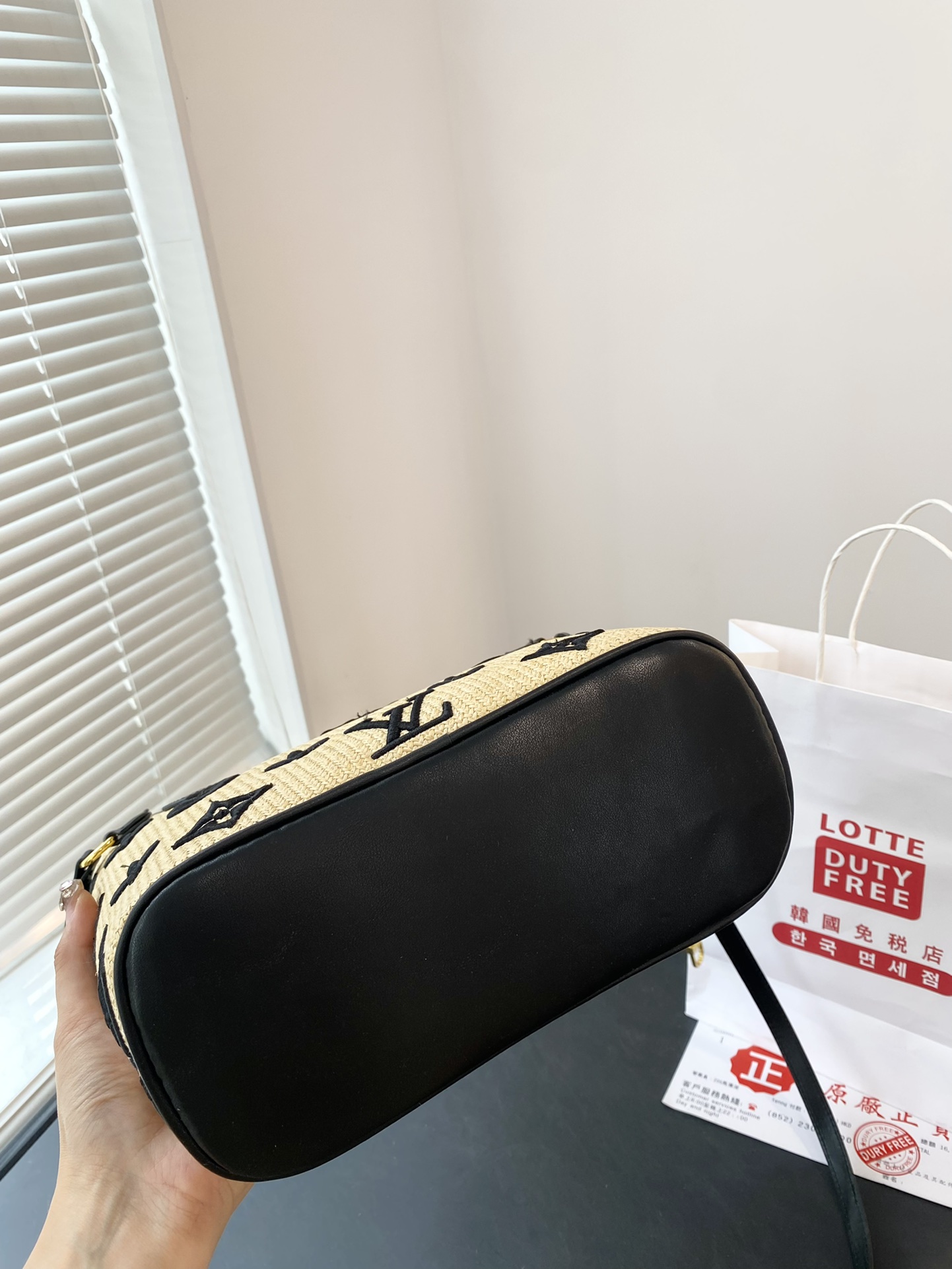 Jul4124 $58.66 LV gallery