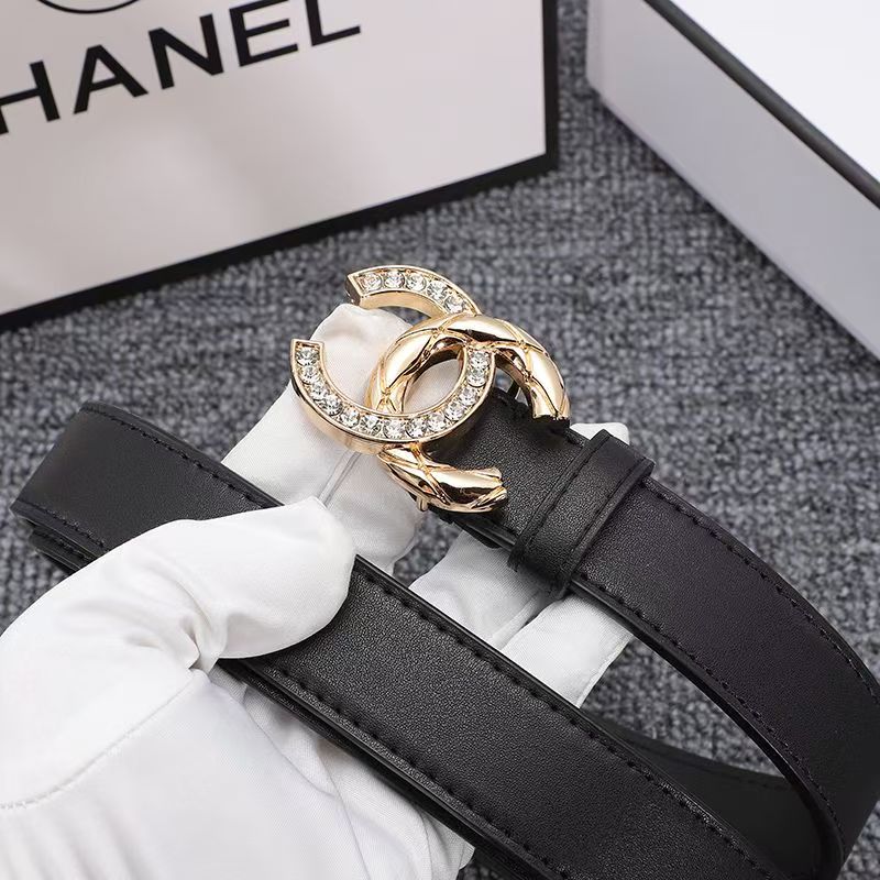 Jul5420     CHANEL  30.99$  PJ gallery