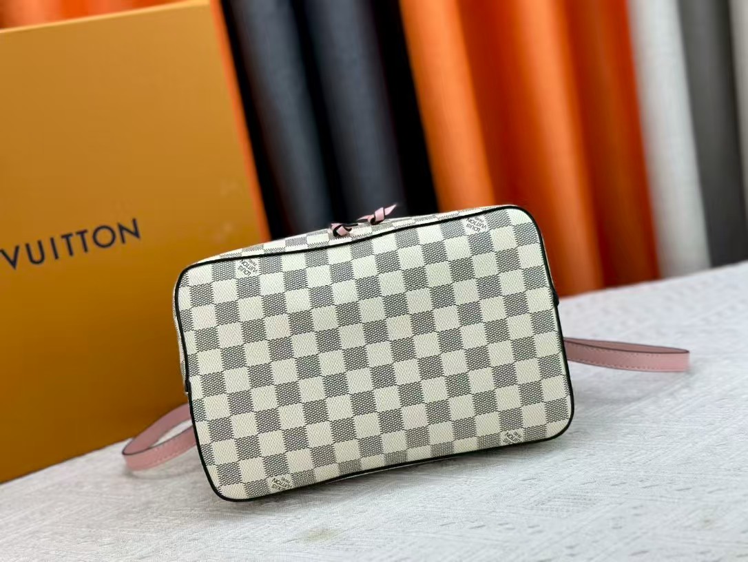 Jul5477   LV    70.99$ gallery