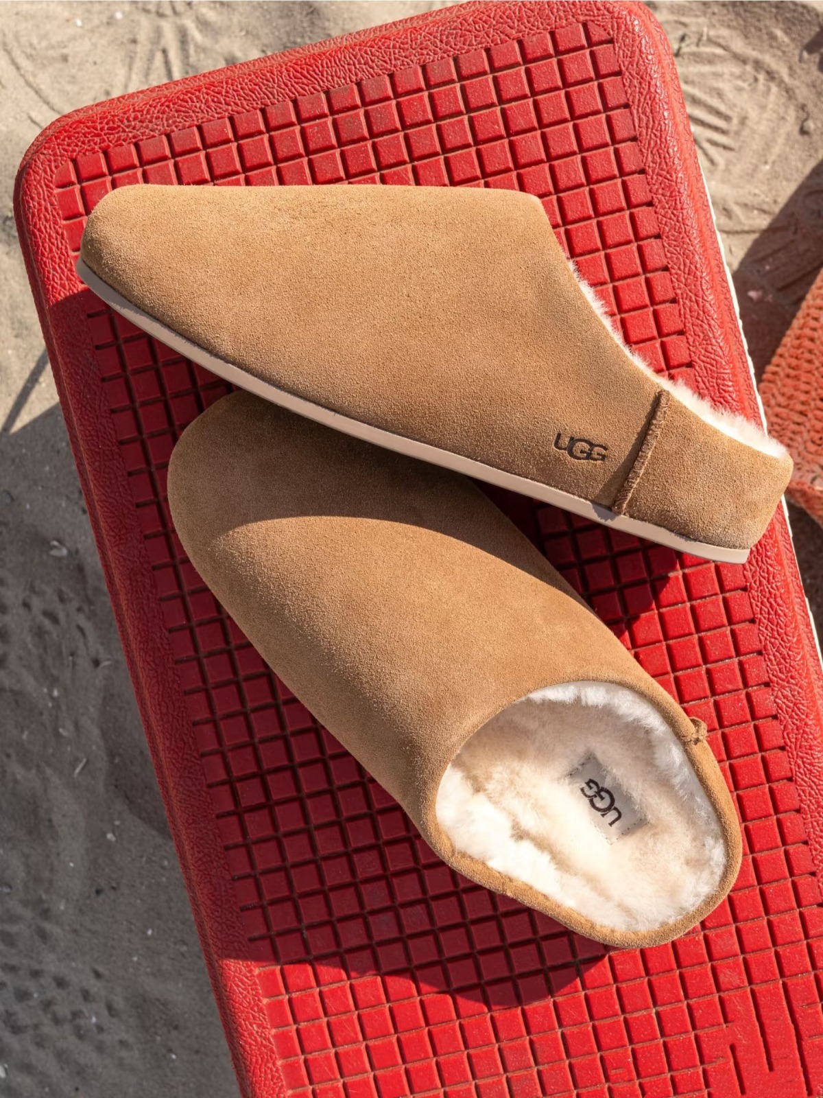 Jul6240  UGG  60$ gallery