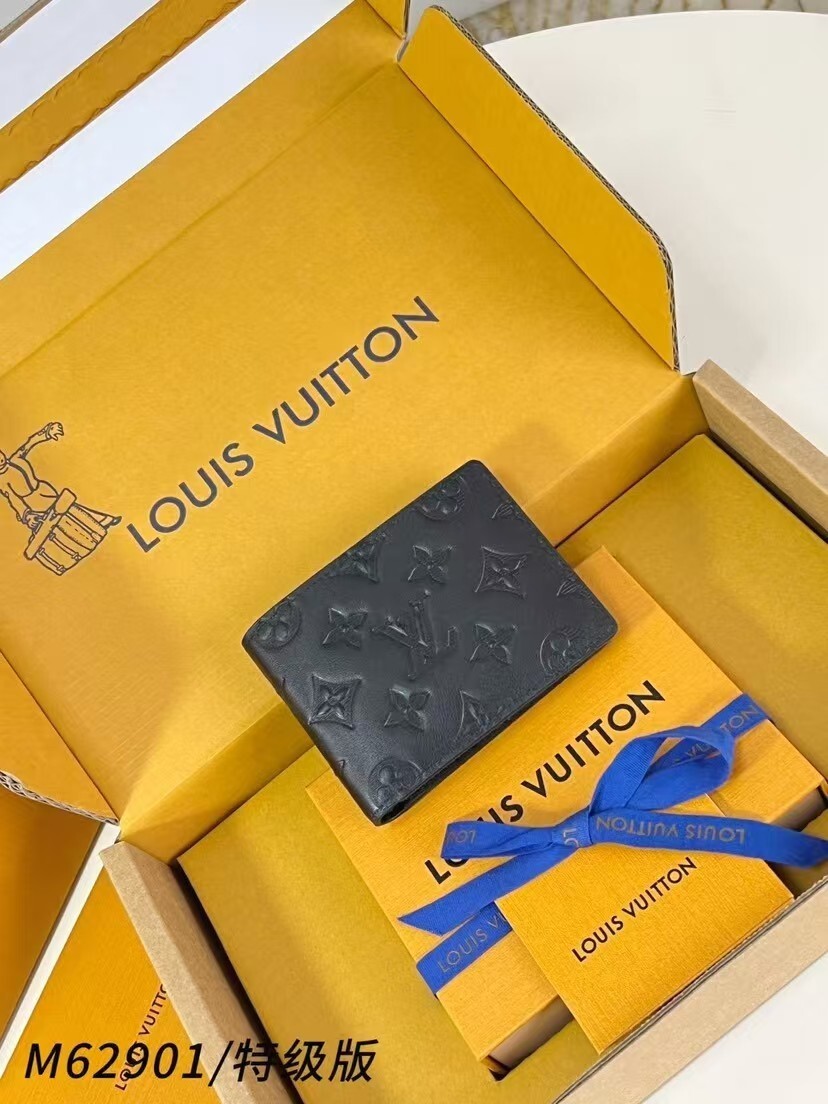 Jul6273  LV   35.99$ gallery