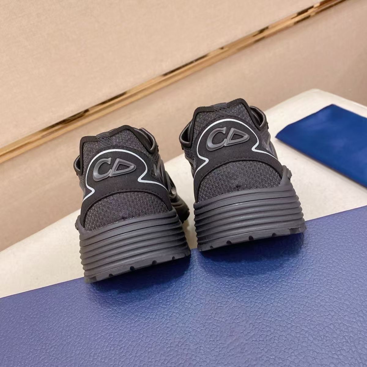 Jul6303   DIOR        99$ gallery