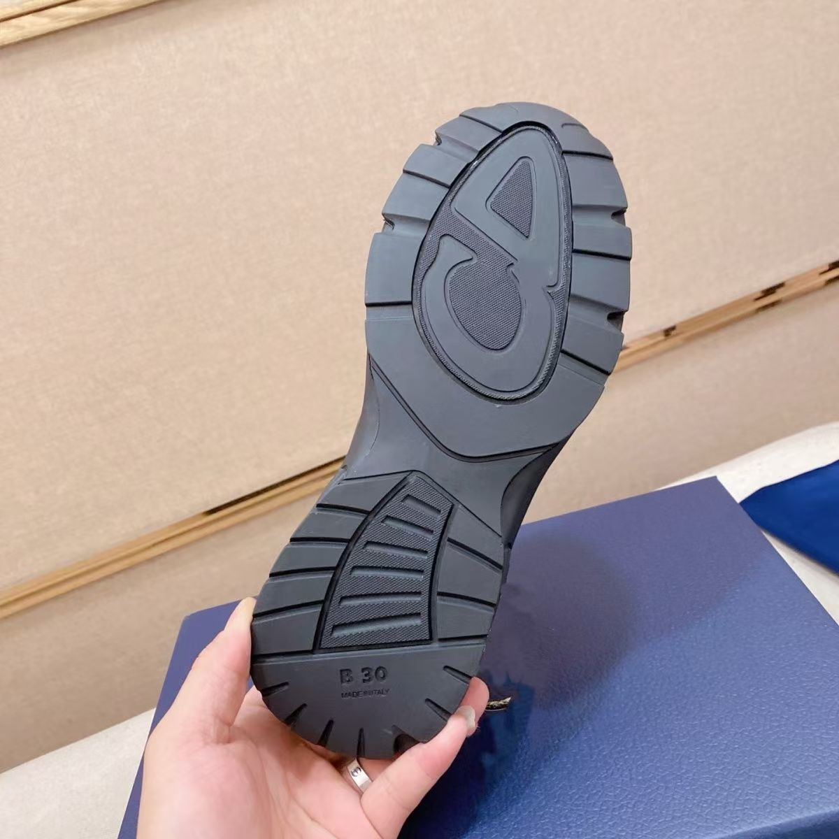 Jul6303   DIOR        99$ gallery