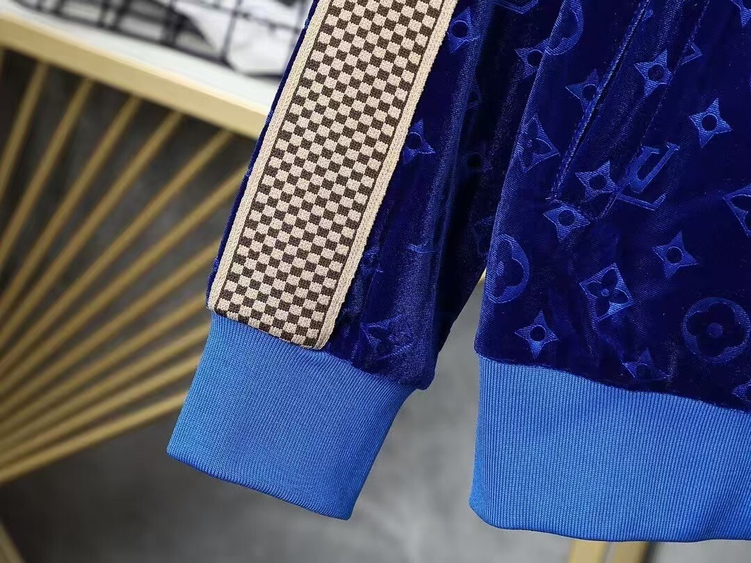 Jul6345       lv    79.99$ gallery