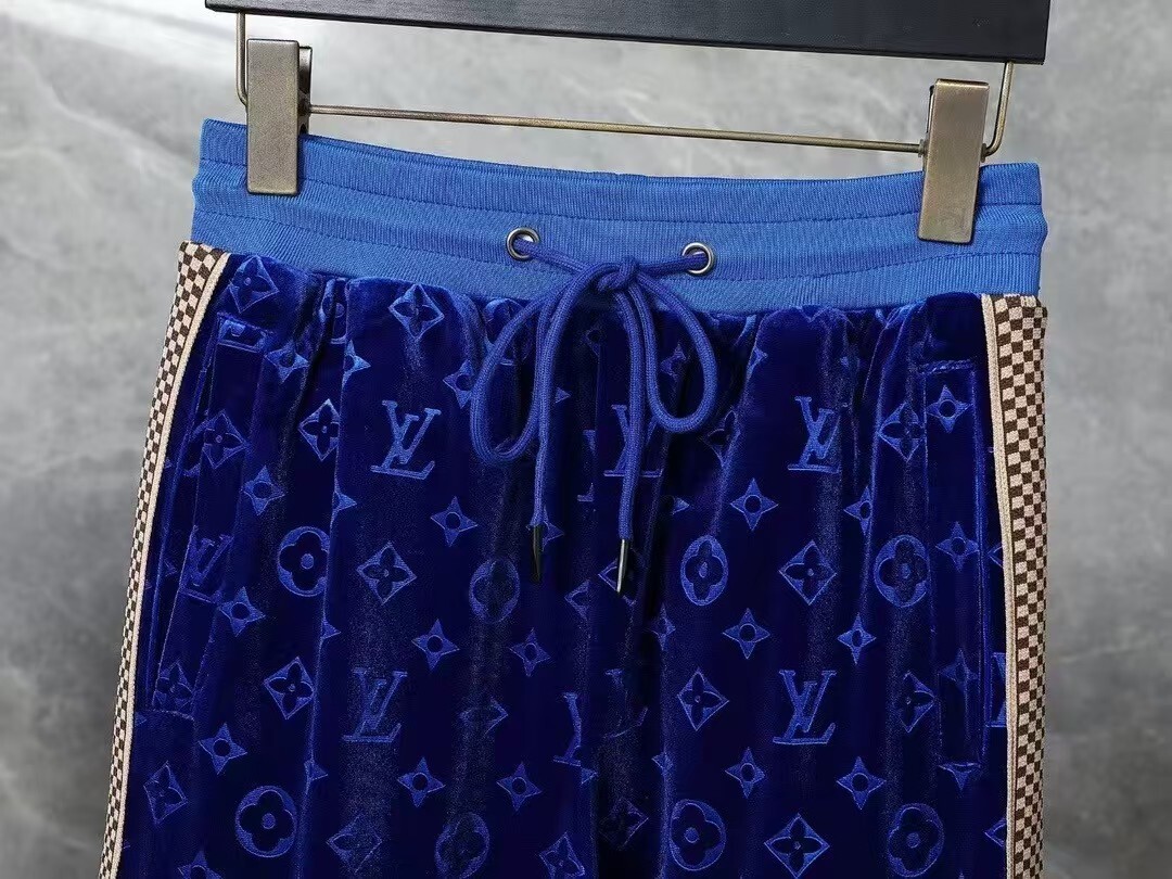 Jul6345       lv    79.99$ gallery