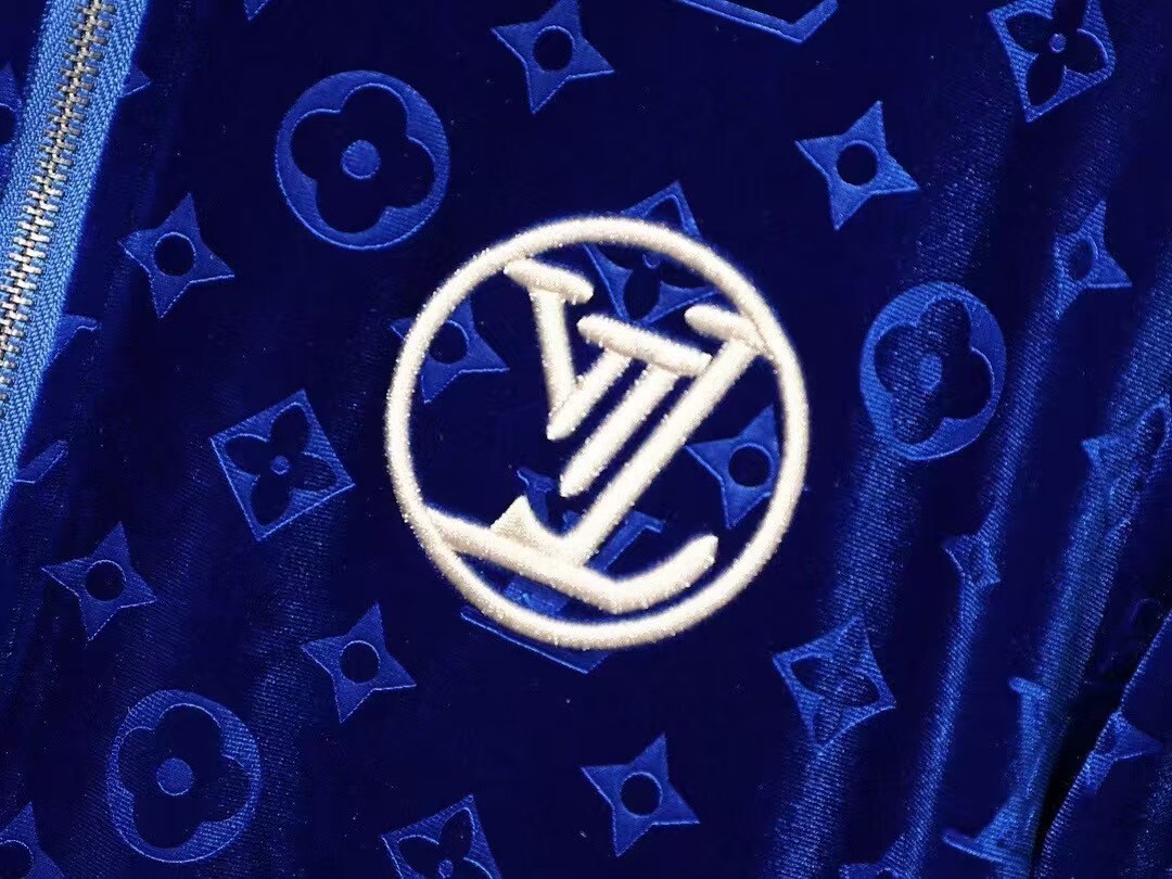 Jul6345       lv    79.99$ gallery