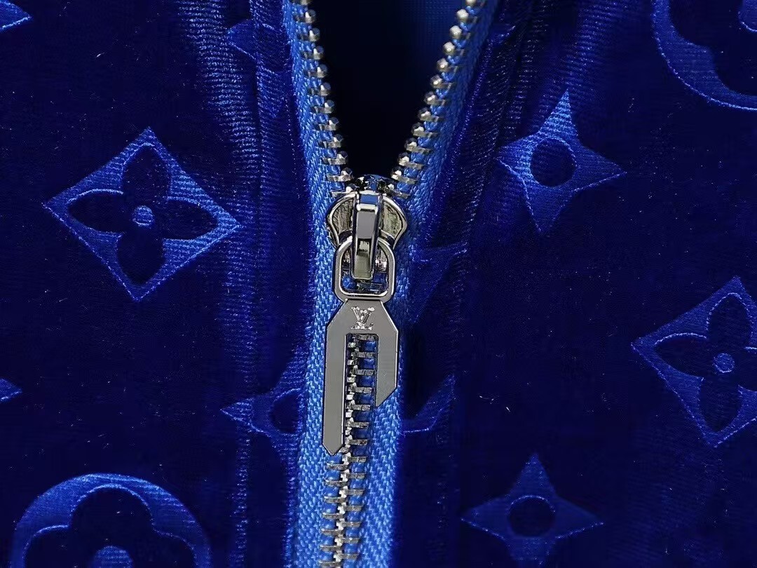 Jul6345       lv    79.99$ gallery